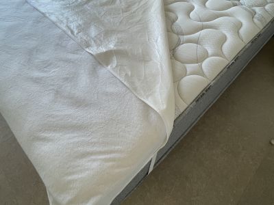 1 bed incl. mattress (3 units possible)