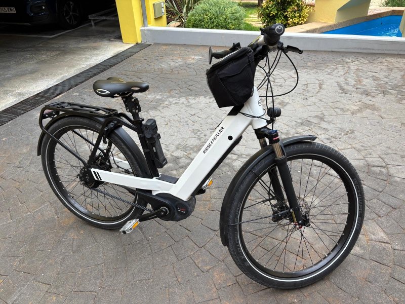 1 Herren & 1 Damen Riese und Müller EBike zuverkaufen