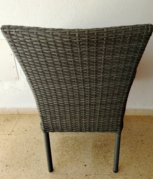 1 Silla de Poliratán Gris