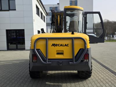 10 t excavator for rent