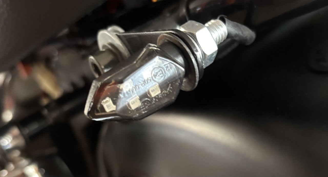 125 Honda Dax réplica — un auténtico imán de miradas