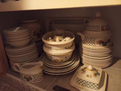 182-piece "Basket" dinner service from Villeroy & Boch – Live like God in France!