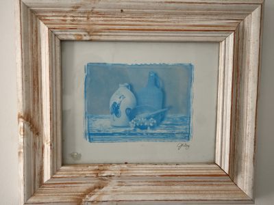 2 Bilder Stilleben monochrom blau
