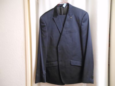 2 Bruno Banani Herren-Anzüge Gr. 52, schwarz und blau, gereinigt