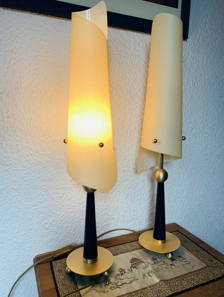 2 lámparas de mesa de diseño