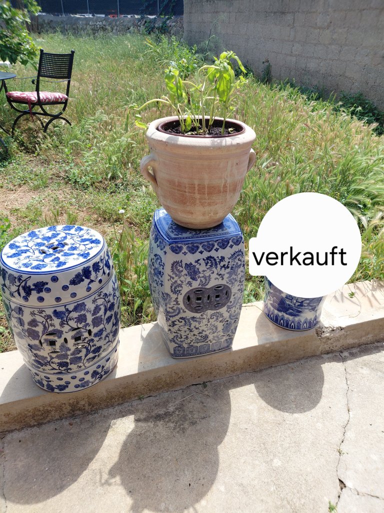 2 edle chinesische Porzellan-Garden-Stools / Beistelltische blau-weiß