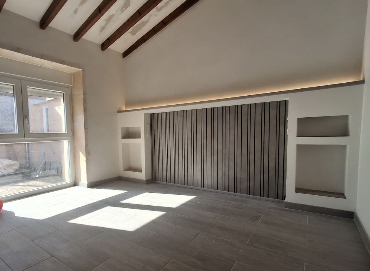 2 Etagendorfhaus mit Terrasse und Garage in Campos-- DH 31