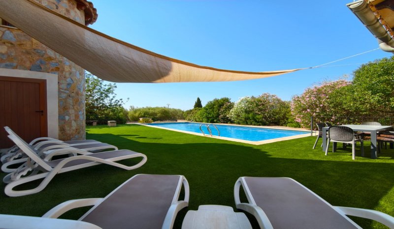 2 Etagenfinca mit 2 sep Apts, Pool und Heizung bei Campos--- F 213