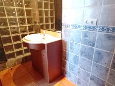 Finca de 2 plantas con 2 apartamentos separados, piscina y calefacción cerca de Campos--- F 213