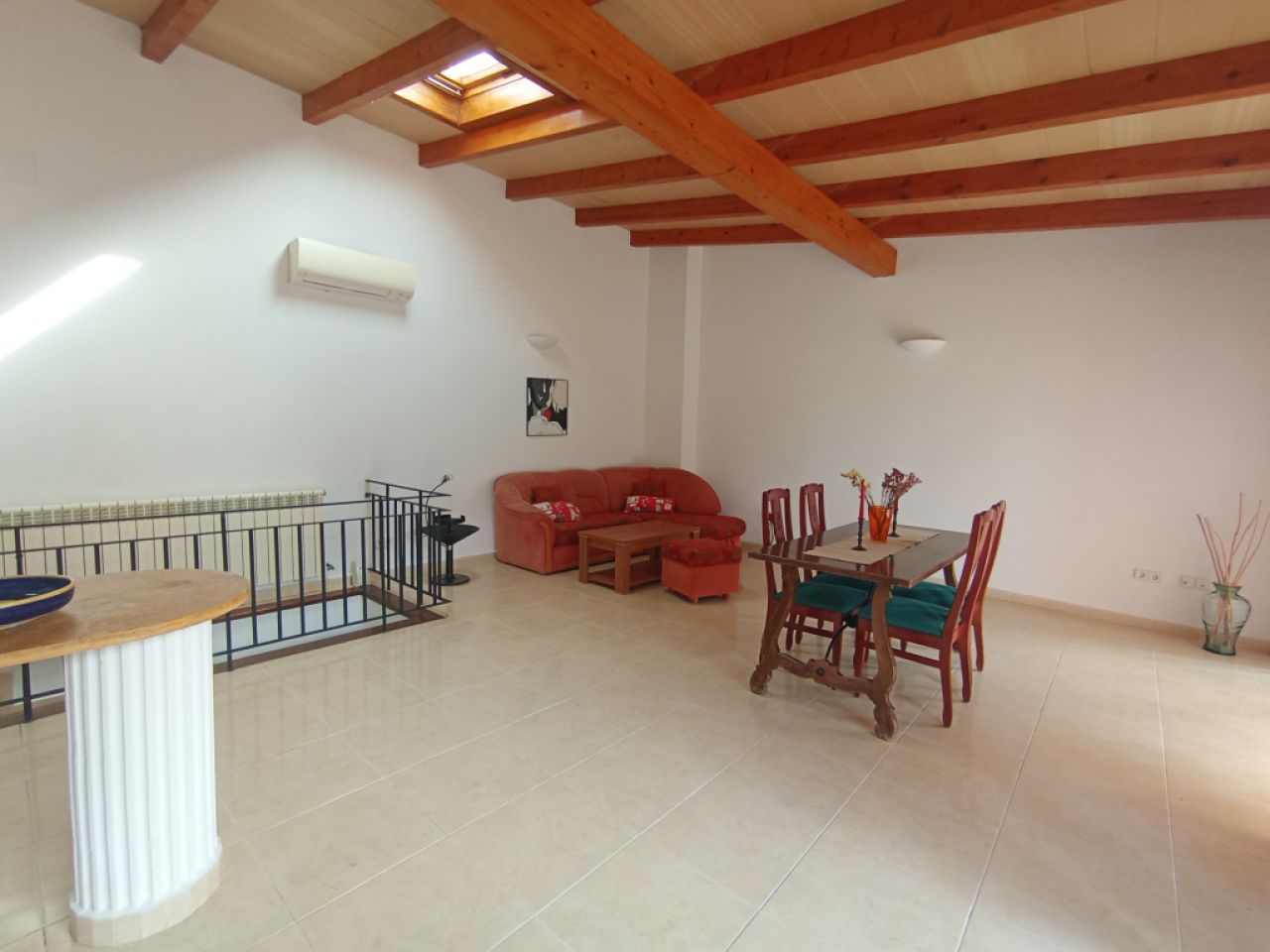 2 Etagenfinca mit sep Apartment, Pool und Ölzentralheizung bei Porreres --- F 164