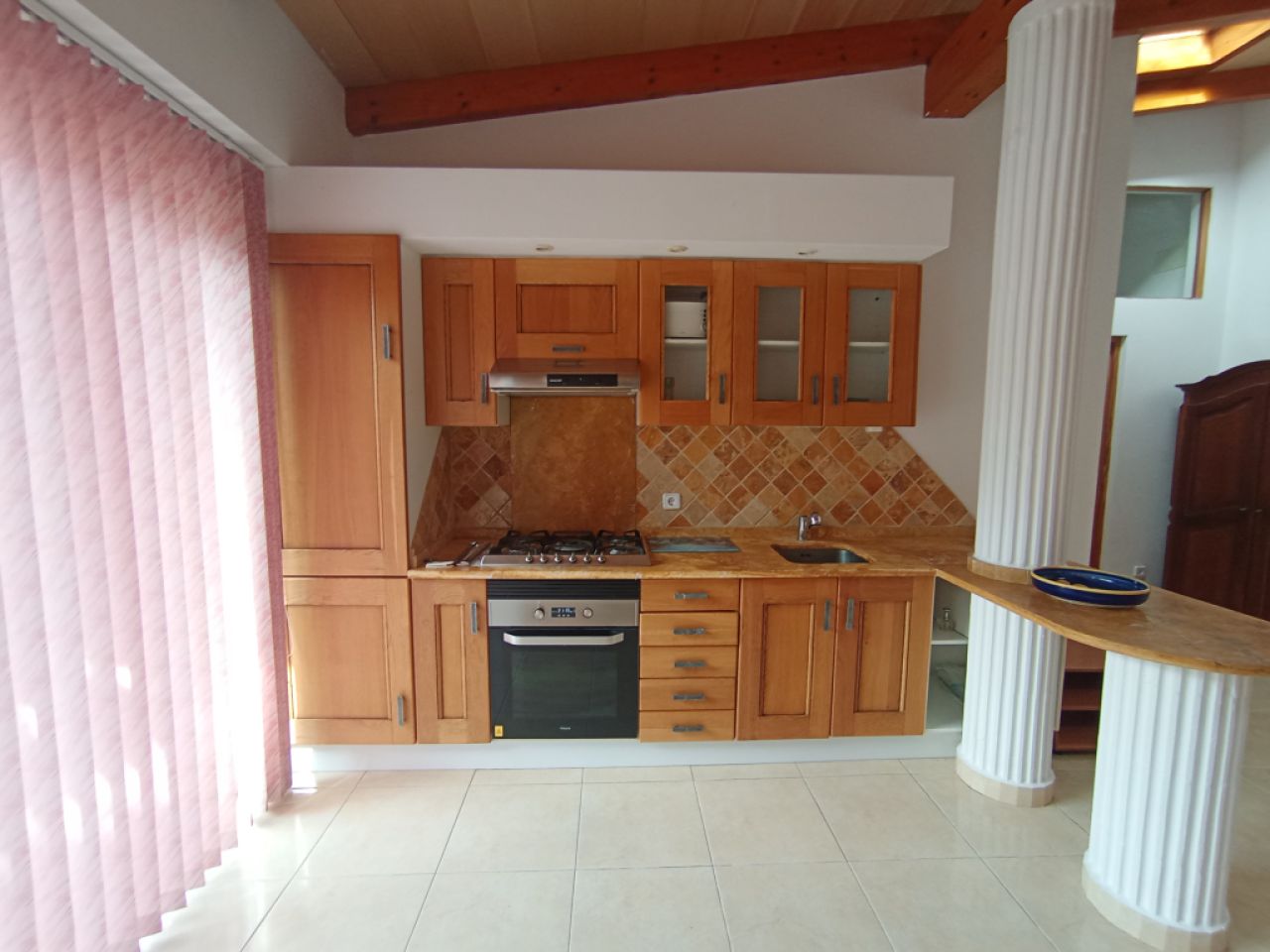 2 Etagenfinca mit sep Apartment, Pool und Ölzentralheizung bei Porreres --- F 164
