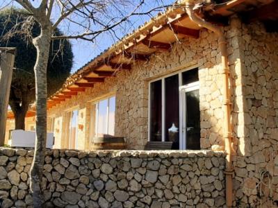 2 Etagenfinca mit sep Apartment, Pool und Ölzentralheizung bei Porreres --- F 164