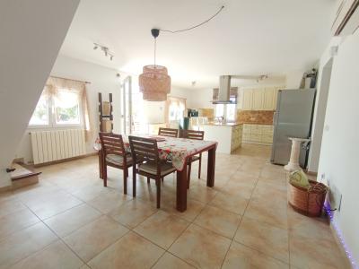 2 Etagenfinca mit sep Apartment, Pool und Ölzentralheizung bei Porreres --- F 164