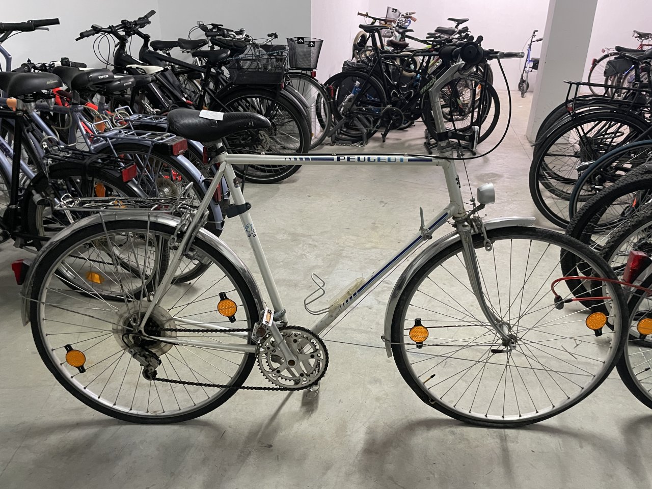 2 Fahrräder von Peugeot Herrenrad und Damenrad
