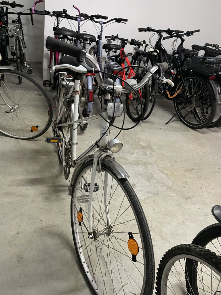 2 Fahrräder von Peugeot Herrenrad und Damenrad