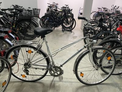 2 Fahrräder von Peugeot Herrenrad und Damenrad