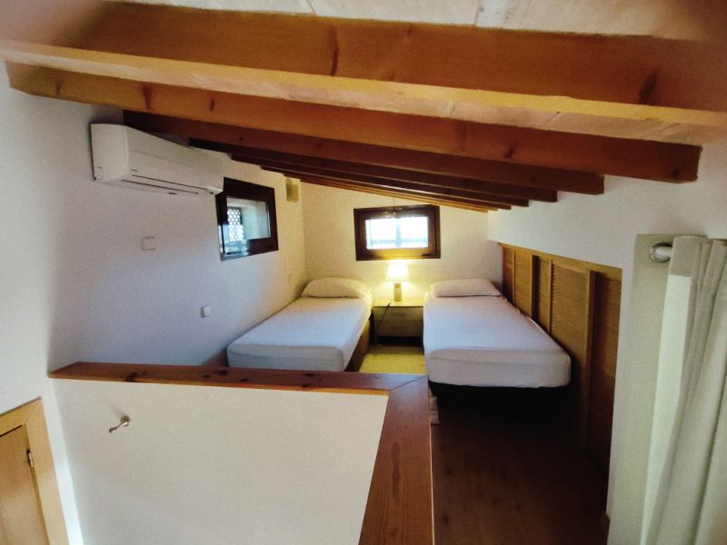 2 fincas en una sola propiedad con piscina privada, AC y chimeneas cerca de Campos -- F 92 a + b WT