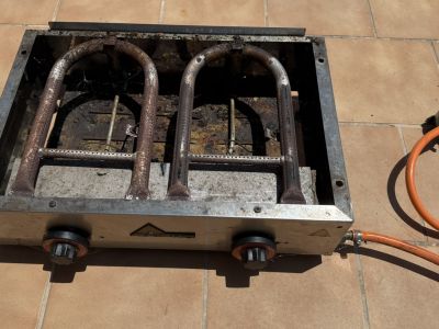 2-flammiger Gas-Grill/Bratfläche für Außenküche oder Gastronomie