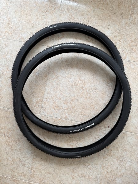 2 Gravel Reifen Continental Terra Adventure NEU