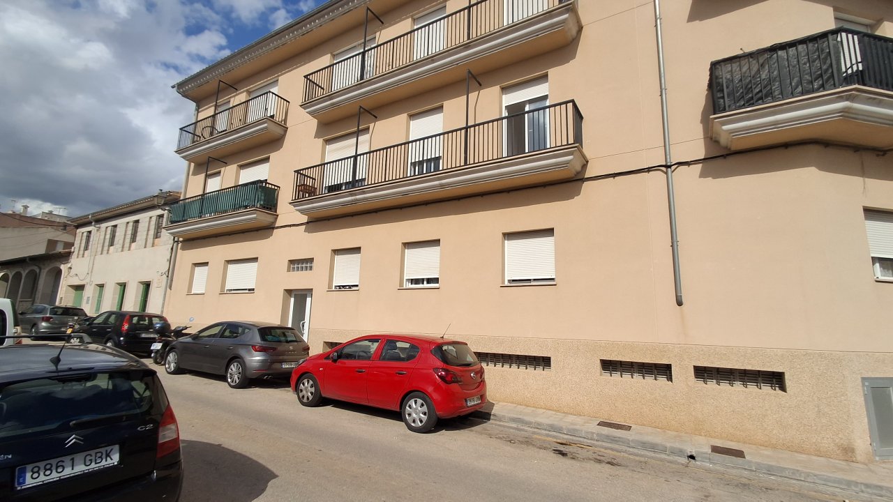 2 identische Apartments in 1. Etage mit Balkon und Parkings in Santanyi --- AP 01 a + b