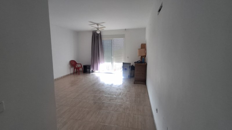2 identische Apartments in 1. Etage mit Balkon und Parkings in Santanyi --- AP 01 a + b