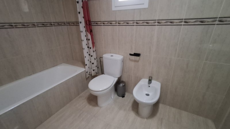 2 identische Apartments in 1. Etage mit Balkon und Parkings in Santanyi --- AP 01 a + b