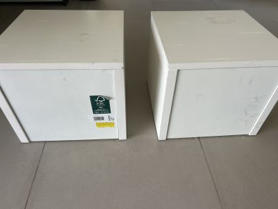 2 mesitas de noche, blancas