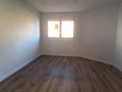 2 NEUBAUREIHENHÄUSER  in Es LLombards mit Innenhof -- RH 35 a + b