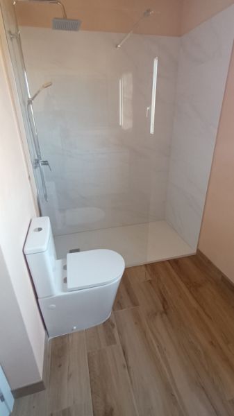 2 NEUBAUREIHENHÄUSER  in Es LLombards mit Innenhof -- RH 35 a + b