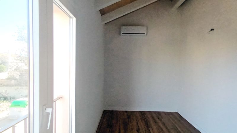 2 NEUBAUREIHENHÄUSER  in Es LLombards mit Innenhof -- RH 35 a + b