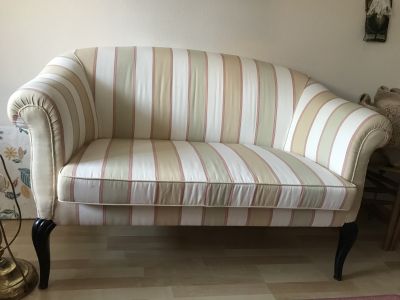 2 Sitzer Sofa & 2 Sessel // Preis VHB