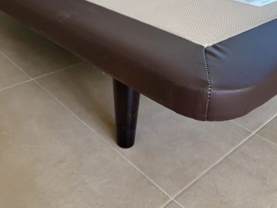 2 bases tapizadas nuevas "Sonpura Tapibase Casual" de 90 x 190 cm con patas de madera maciza