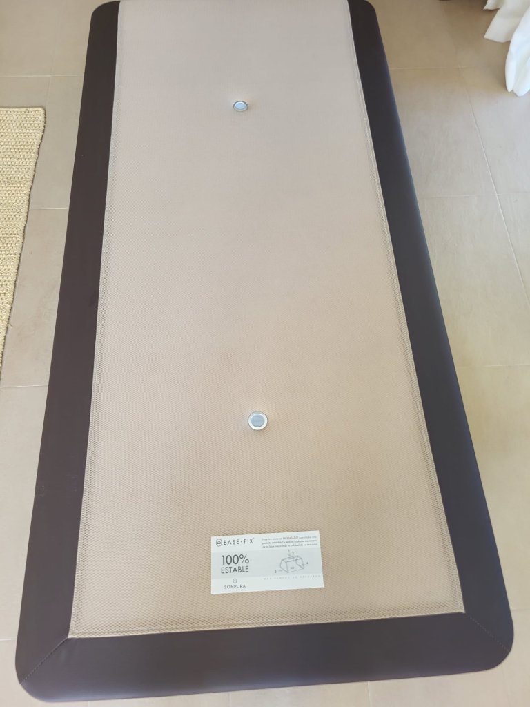 2 bases tapizadas nuevas "Sonpura Tapibase Casual" de 90 x 190 cm con patas de madera maciza