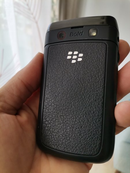2 x Blackberry Bold 9780 Teléfono clásico COMO NUEVO