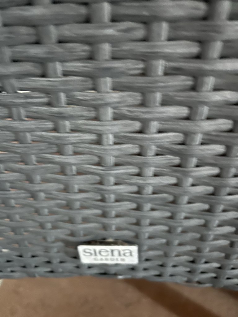 2 x Gartenstühle Polyrattan / Teakholz sehr gut erhalten