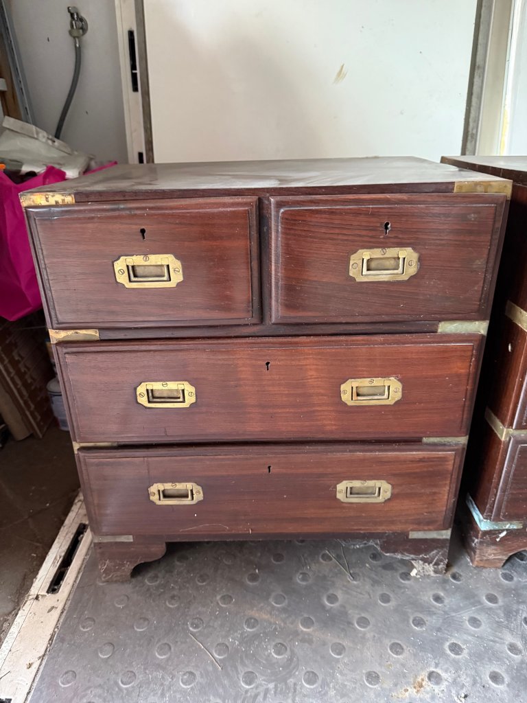 2 x Nachtschrank massiv