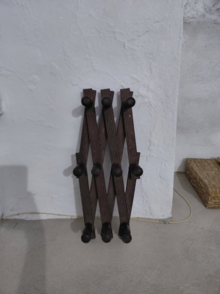 2x antike Wandgardeoben Vintage Holz ausziehbar Kleiderhaken Jacke Hut