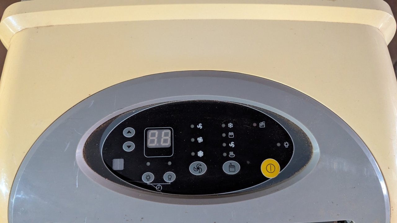 2x mobile air conditioner New Pol