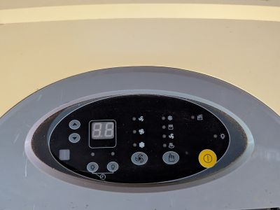 2x mobile air conditioner New Pol