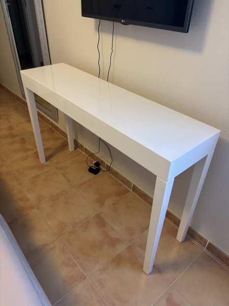 2x Nachttisch und Hochtisch für SZ, wie neu, von Casablanca Uphoff