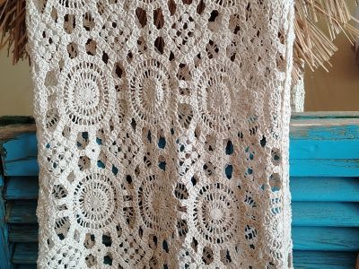3 Boho Häkelkleider, 1 Cocktailkleid und 2 Jumpsuits