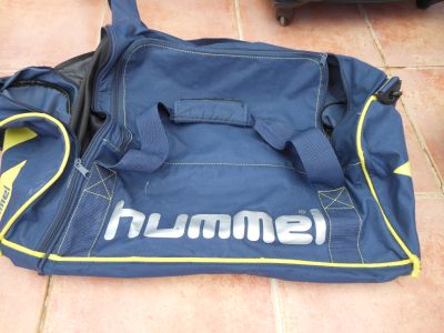 3 große Koffer von Saxoline + 2 Sporttaschen ( Markenware )