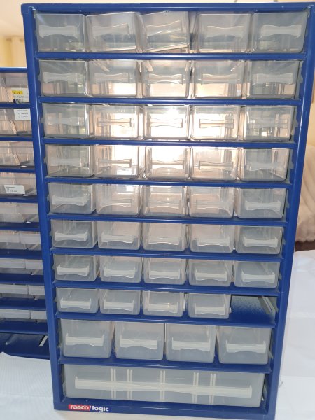 3 Metall, Sortierkästen, Teileboxen mit Schubladen zusammen zu verkaufen, Andratx