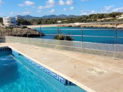Chalet de 3 plantas con calefacción, piscina en la bahía de Cala Marsal -- CH 40 a