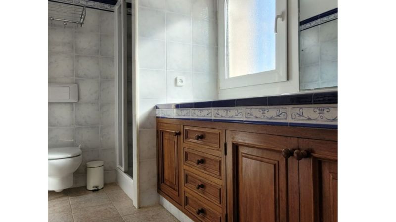 Chalet de 3 plantas con calefacción, piscina en la bahía de Cala Marsal -- CH 40 a