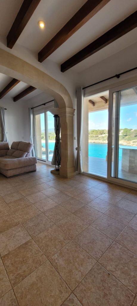 Chalet de 3 plantas con calefacción, piscina en la bahía de Cala Marsal -- CH 40 a