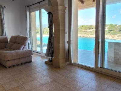 Chalet de 3 plantas con calefacción, piscina en la bahía de Cala Marsal -- CH 40 a