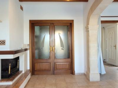 Chalet de 3 plantas con calefacción, piscina en la bahía de Cala Marsal -- CH 40 a