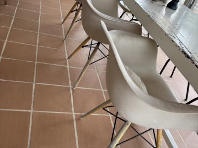 3 chairs similar to "Eames"