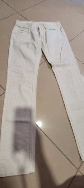 3 weisse jeans